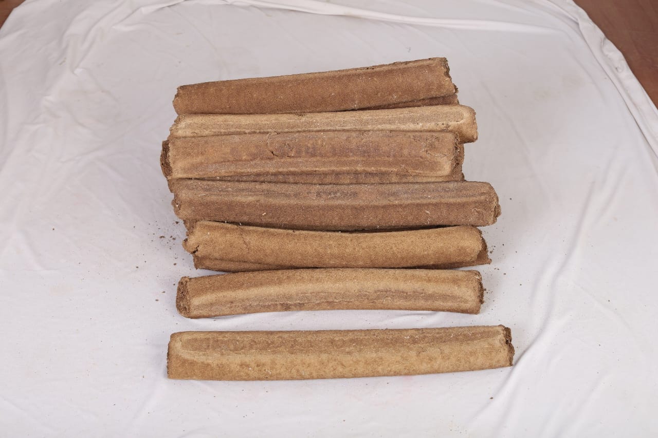 Cow Dung Logs